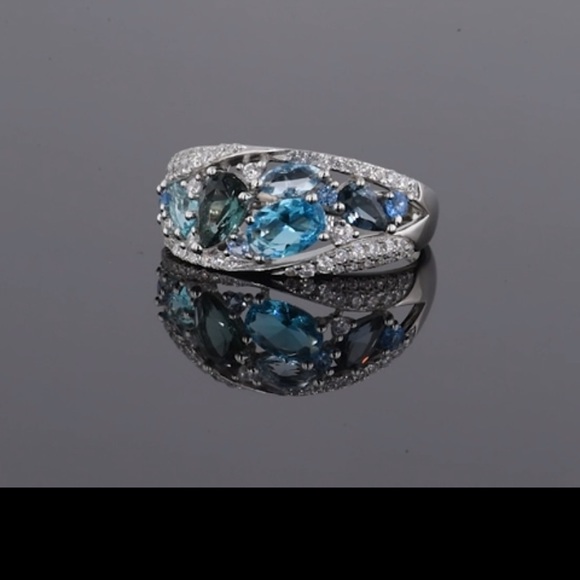 18k London Blue Topaz Diamonds Ring - Picture 5 of 10